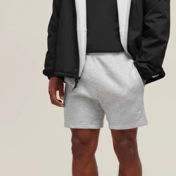 Gymshark Crest 7" Shorts Light Gray Fleece Athletic Training Shorts Men Size XXL - Picture 1 of 9